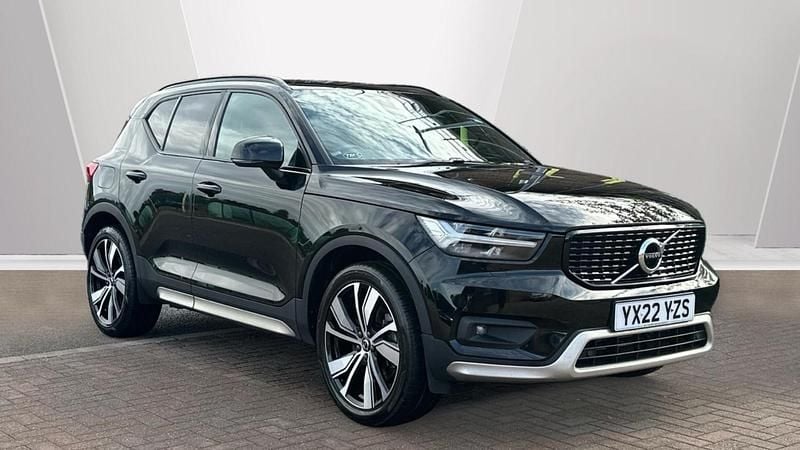 Black Used 2022 Volvo XC40 R-Design Pro SUV | £17,850 (Good price) - Image 1/4