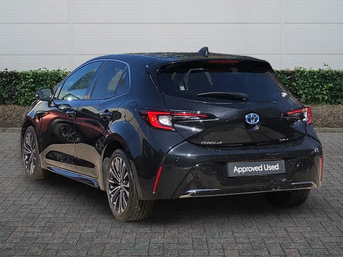 Used Toyota Corolla Design 2024 Black Hatchback