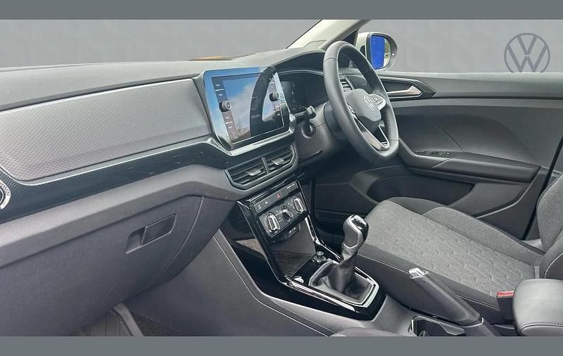 Usado VW T-Cross Match 113 HP (83 kW) 2025 Cinzento SUV