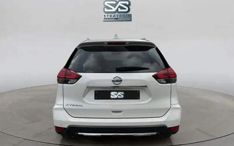 Used Nissan X-Trail Tekna 131 HP (96 kW) 2017 White SUV