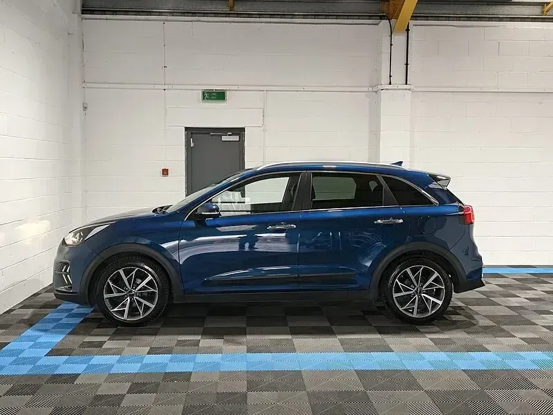 Used Kia Niro 2022 Blue SUV