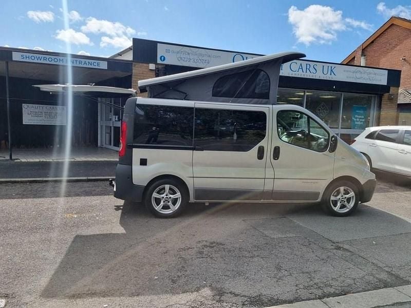 Silver Used 2010 Renault Trafic Van | £15,995 - Image 1/4