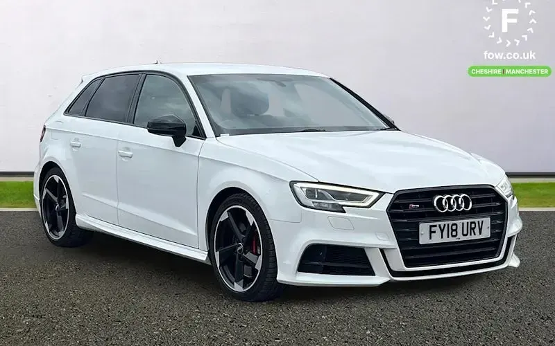 Usado Audi S3 Sportback Black Edition 310 HP (228 kW) 2018 Citadino