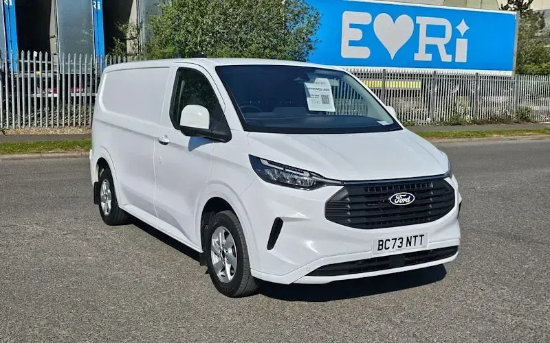 Używany Ford Transit Custom Limited 136 KM (100 kW) 2025 Van