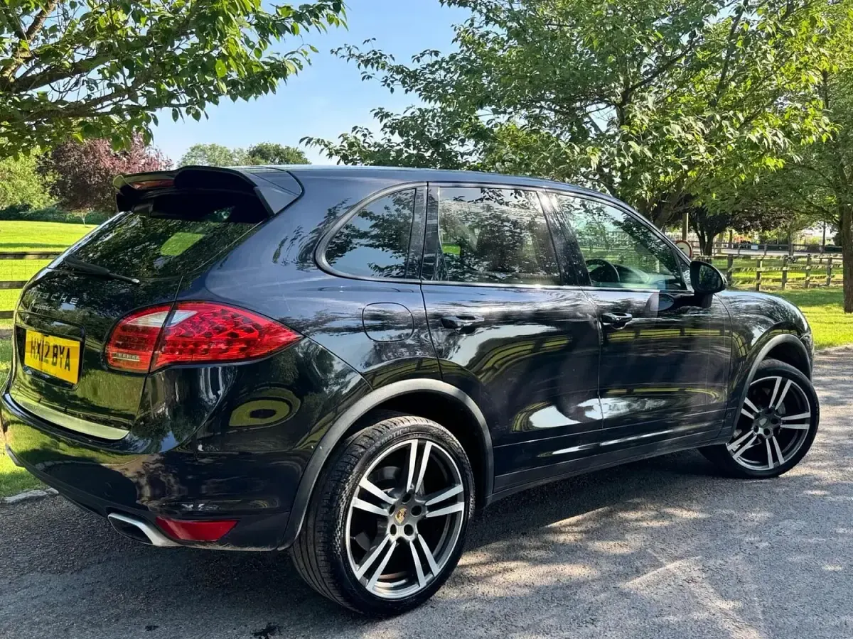 Used Porsche Cayenne 2012 Black SUV
