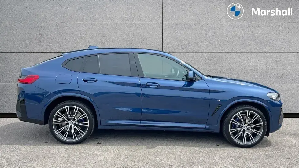 Used BMW X4 M Sport 190 HP (139 kW) 2025 Blue SUV
