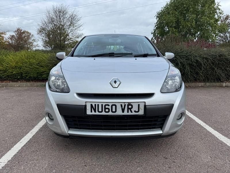 Used Renault Clio II Dynamique 100 HP (73 kW) 2010 Silver Hatchback