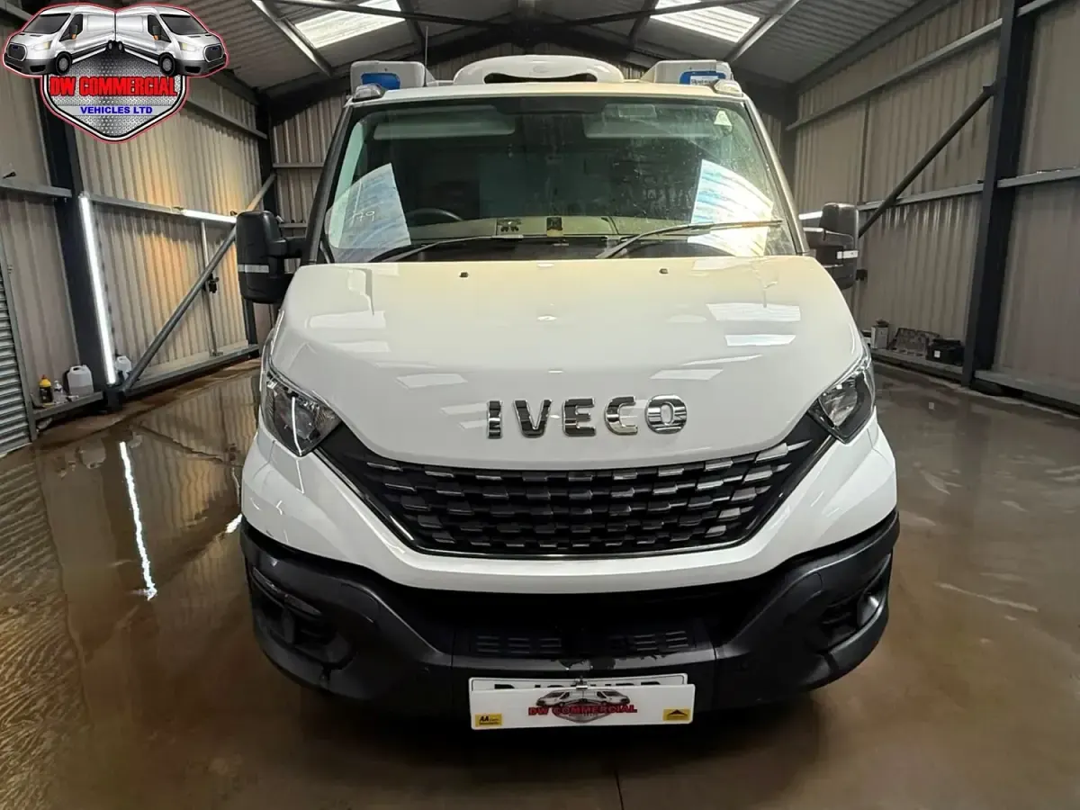 Used Iveco Daily 140 HP (102 kW) 2021 White Cabriolet