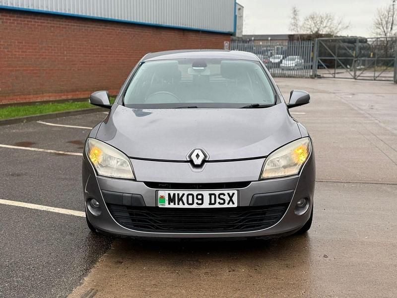 Used Renault Mégane III Dynamique 2009 Grey Hatchback
