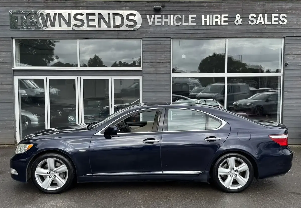 Used Lexus LS460 2008 Blue Sedan