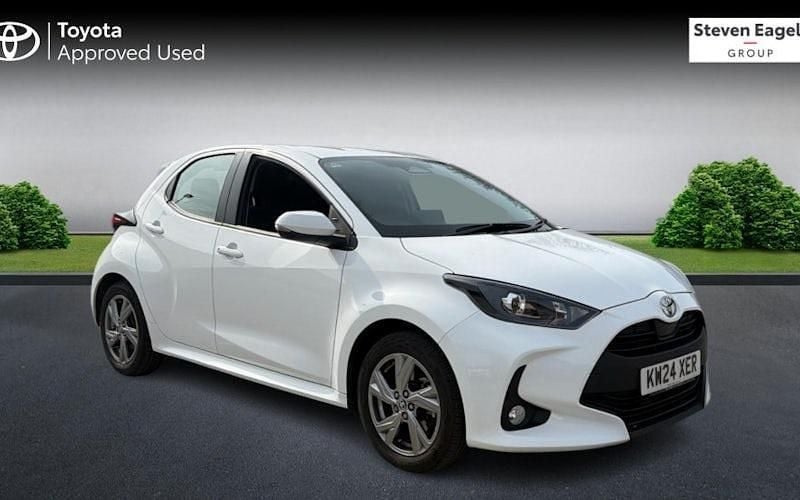 Second-hand Toyota Yaris Hybrid 116 CP (85 kW) 2026 Hatchback