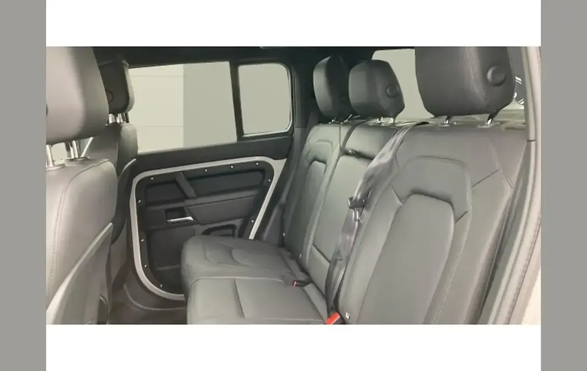 New Land Rover Defender HSE Dynamic 344 HP (253 kW) 2025 Other SUV