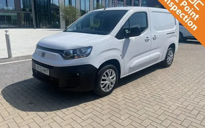 Used Fiat Doblò S 102 HP (75 kW) 2023 MPV