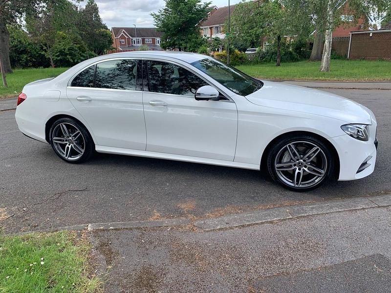 Used Mercedes E220 AMG line 2017 White Sedan