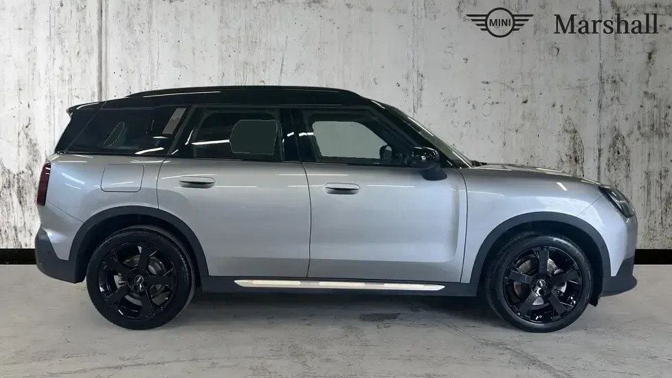 Used Mini Countryman Exclusive 170 HP (125 kW) 2025 Melting silver iii SUV