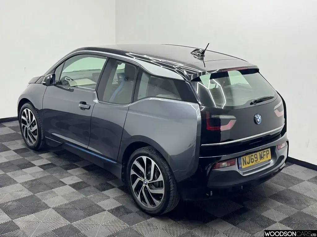 Usado BMW i3 Comfort Edition 125 kW (170 CV) 2019 Gris Utilitario