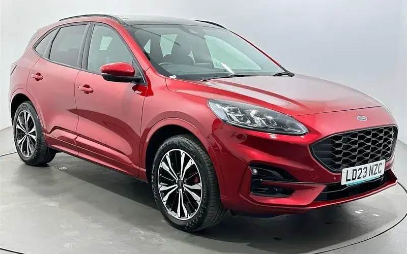 Second-hand Ford Kuga ST-Line X 225 CP (165 kW) 2023 SUV