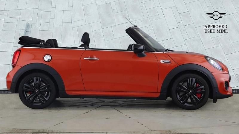 Used Mini John Cooper Works 228 HP (167 kW) 2020 Orange Hatchback