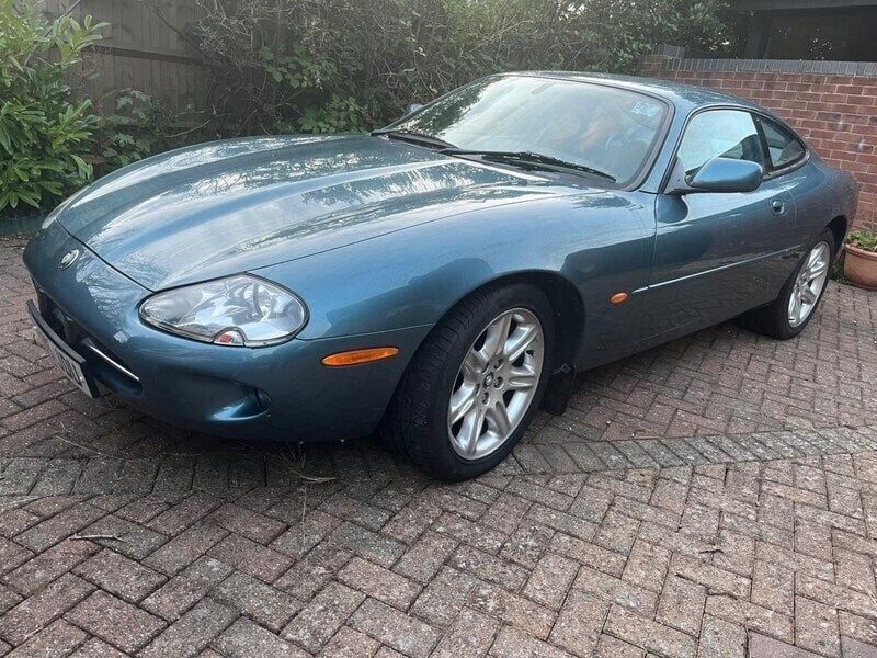 Blue Used 2000 Jaguar XK8 Sedan | £4,995 (Good price) - Image 1/4