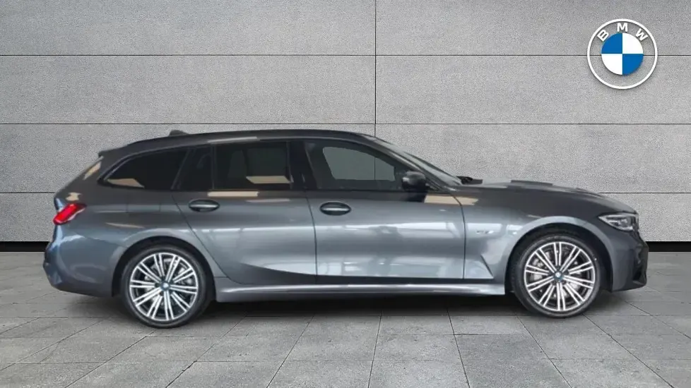 Used BMW 330 M Sport 288 HP (211 kW) 2022 Grey Estate