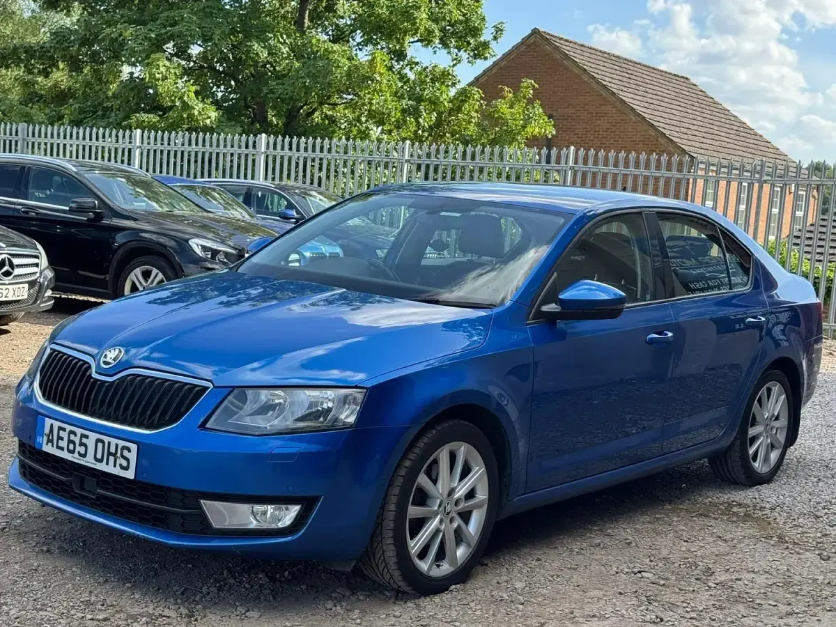 Gebraucht Skoda Octavia SE L 150 PS (110 kW) 2015 Blau Kombi