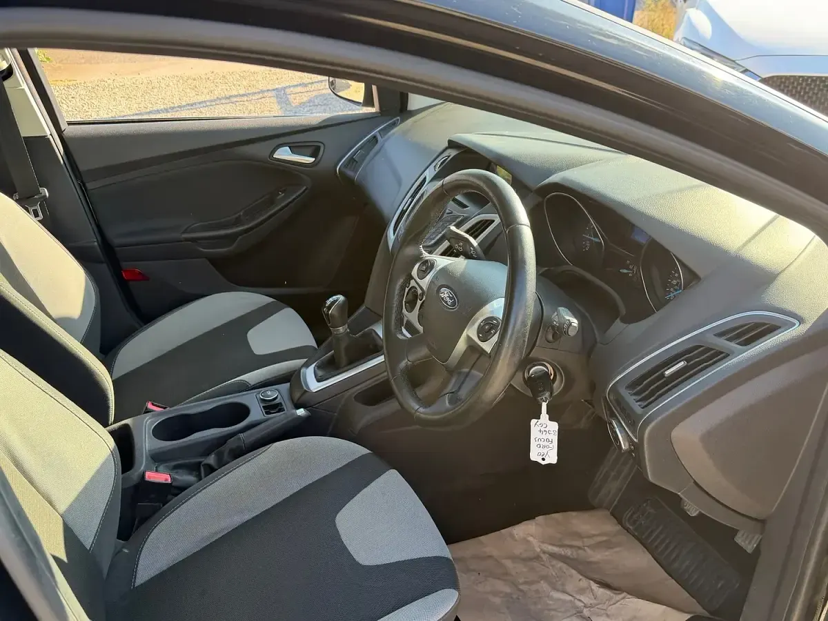 Used Ford Focus Zetec 2014 Black Estate