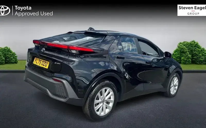 Used Toyota C-HR 140 HP (102 kW) 2025 Black SUV