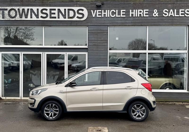 Used Ford Ka Plus Active 85 HP (62 kW) 2018 Silver Hatchback