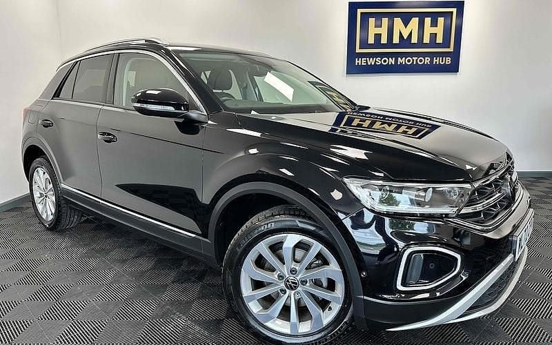 Used 2025 VW T-Roc Style SUV | £19,000 (Good price) - Image 1/3