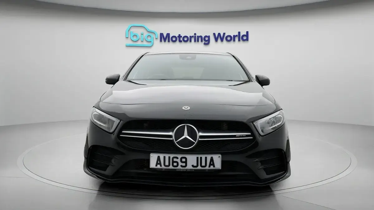 Usado Mercedes A35 AMG Premium Plus 302 HP (222 kW) 2019 Preto Citadino