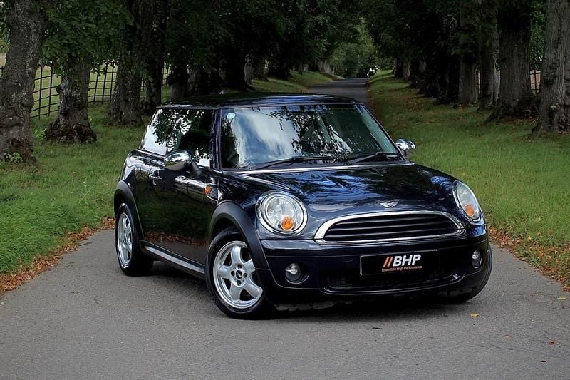 Black Used 2007 Mini ONE Hatch Hatchback | £2,495 (Fair price) - Image 1/4