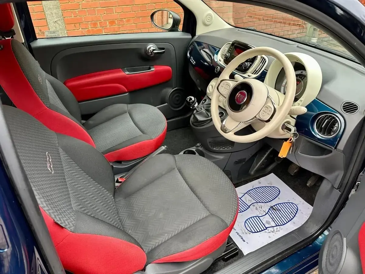 Usado Fiat 500 Pop 69 CV (50 kW) 2016 Azul Utilitario