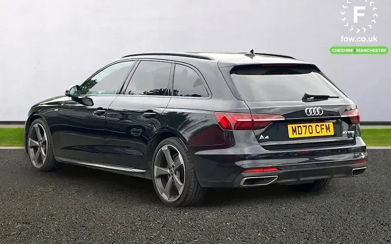 Usado Audi A4 Black Edition 204 HP (150 kW) 2025 Sedan