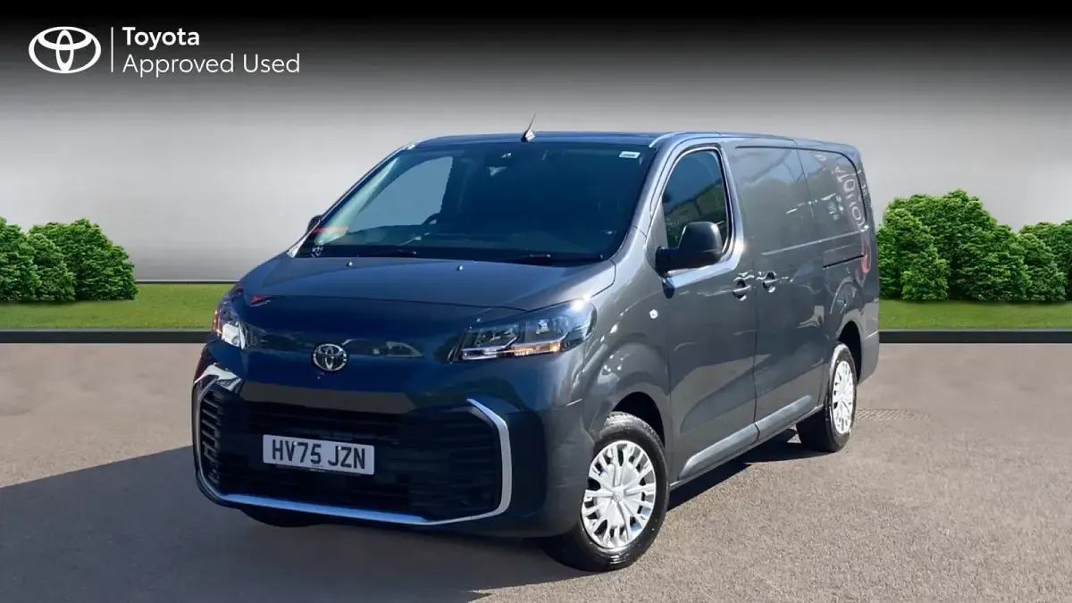 Used Toyota Proace 144 HP (105 kW) 2025 Falcon grey MPV