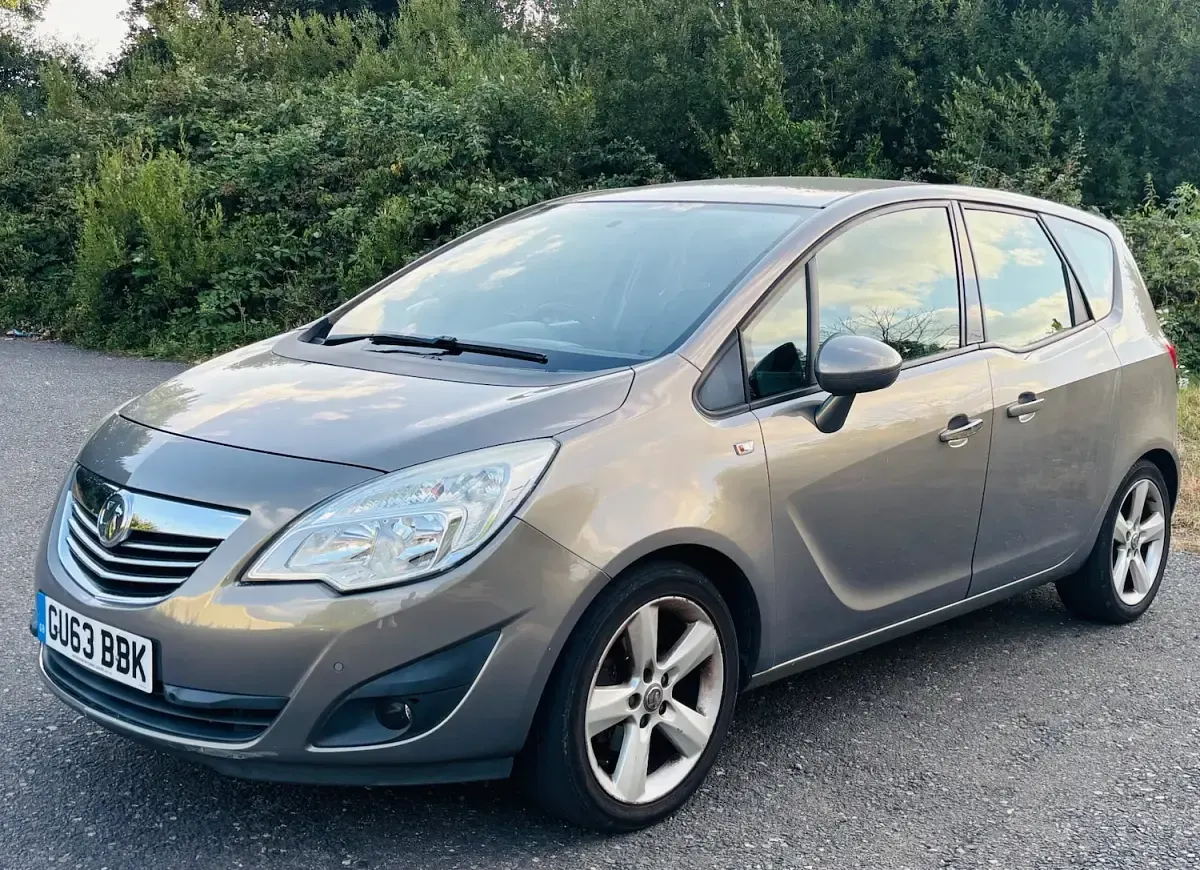 Used Vauxhall Meriva 2013 Brown MPV