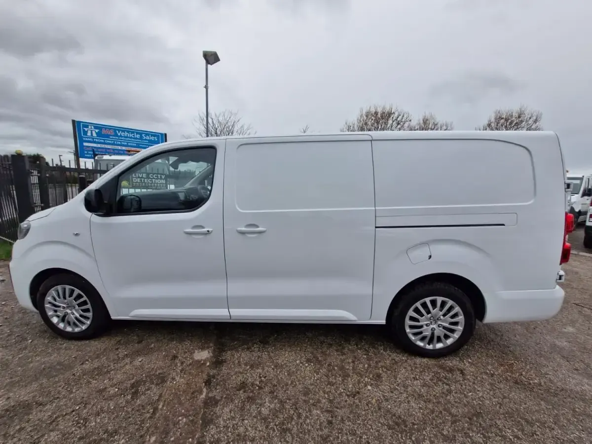 Used Peugeot Expert Premium 2023 White Van