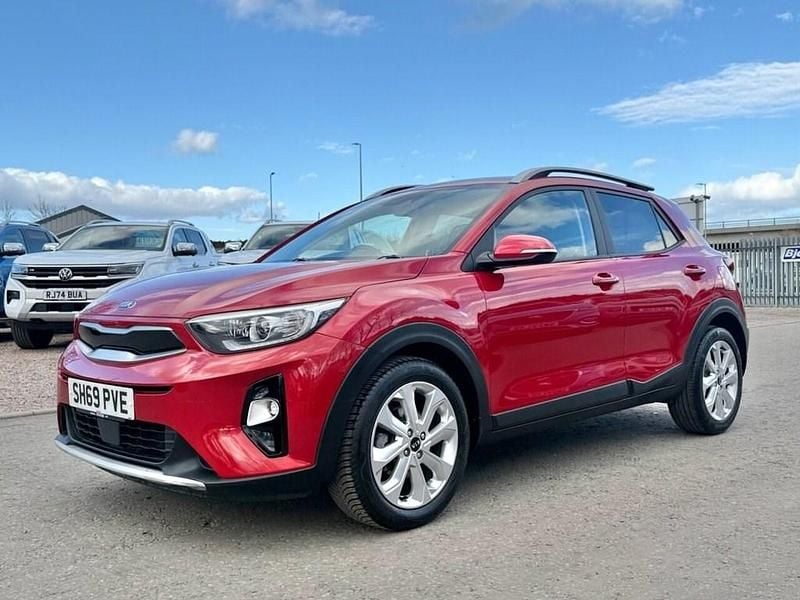 Used Kia Stonic 118 HP (86 kW) 2019 Red SUV