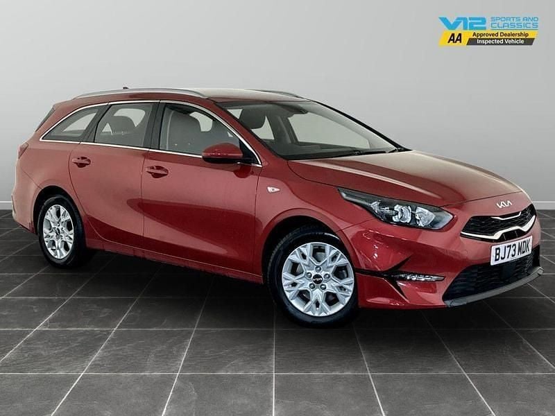 Red Used 2023 Kia Ceed 2 Estate | £14,995 (Good price) - Image 1/2