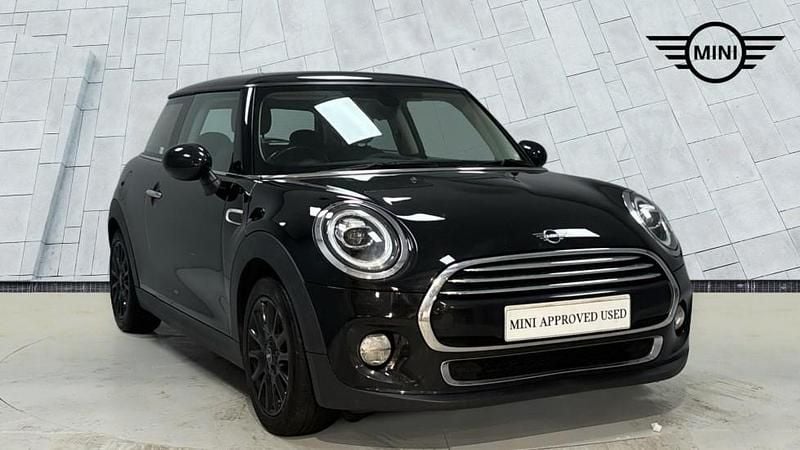 Used Mini Cooper Hatch 134 HP (98 kW) 2018 Black Hatchback