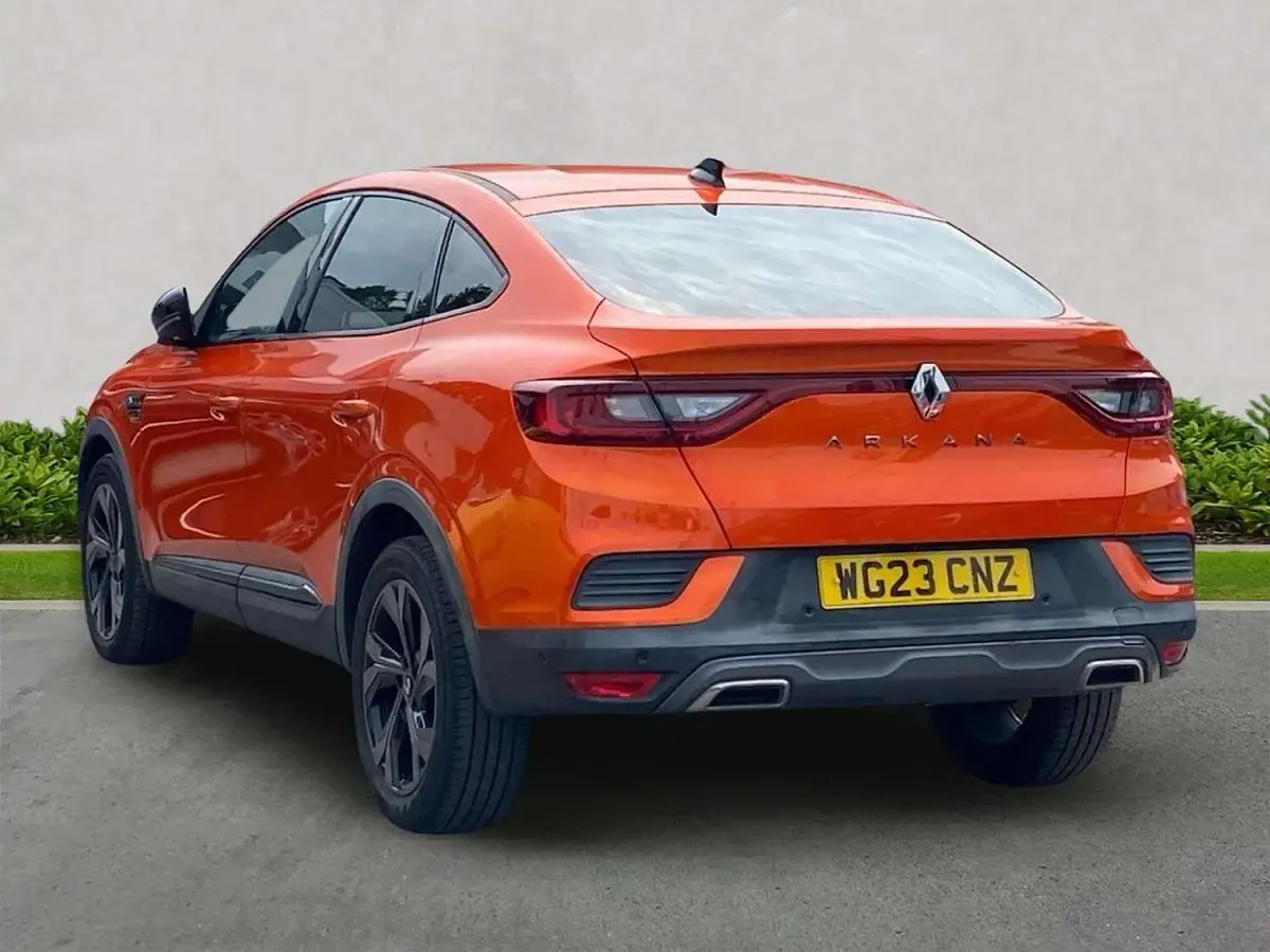 Used Renault Arkana R.S. 140 HP (102 kW) 2023 Orange SUV