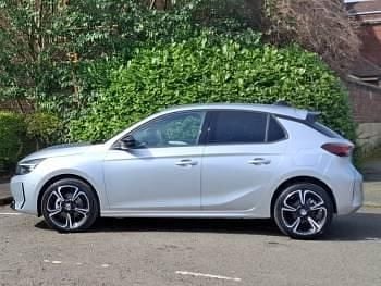 Nouă Vauxhall Corsa Ultimate 100 CP (73 kW) 2026 Argintiu Hatchback