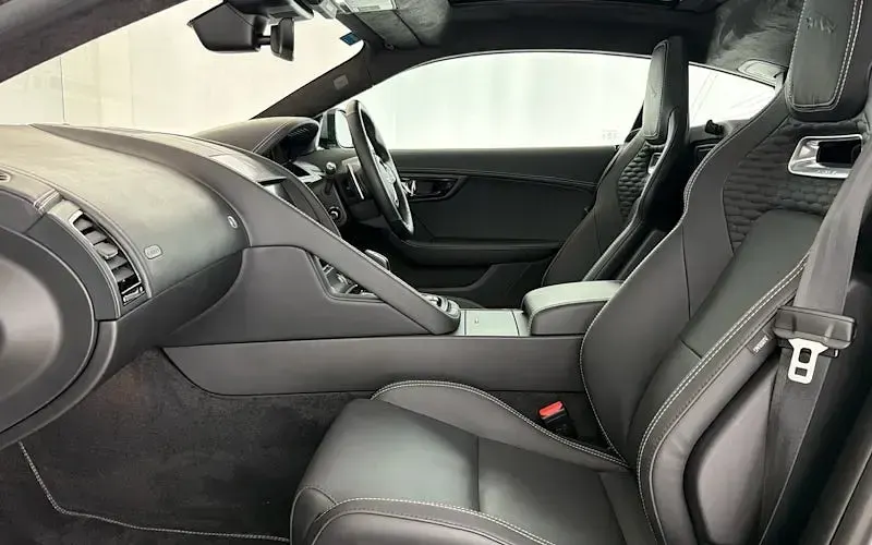 Used Jaguar F-Type Supercharged 450 HP (330 kW) 2023 Coupe