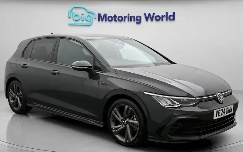 Used VW Golf VIII R-line 150 HP (110 kW) 2023 Hatchback