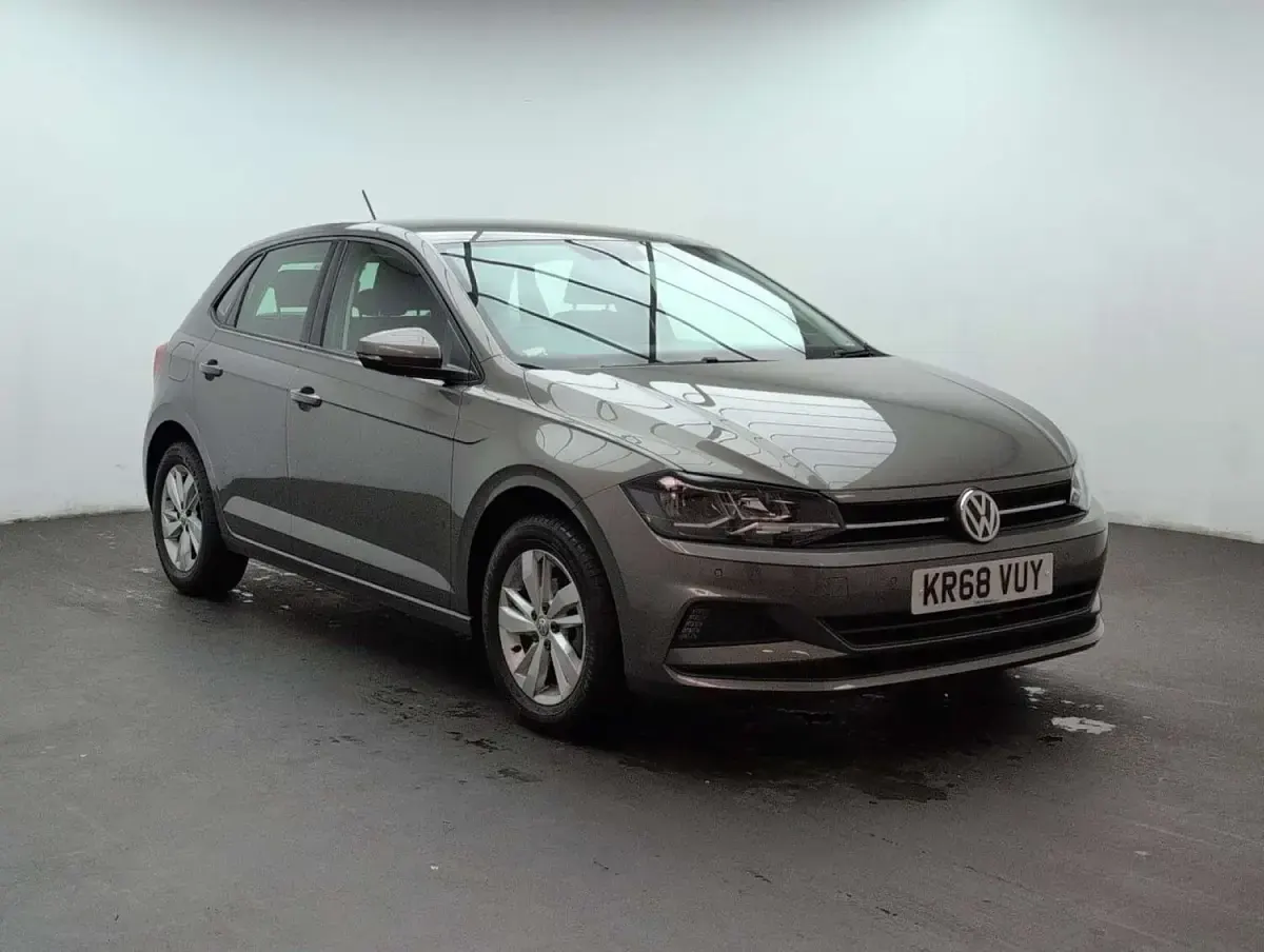 Used VW Polo SE 95 HP (69 kW) 2018 Grey Hatchback