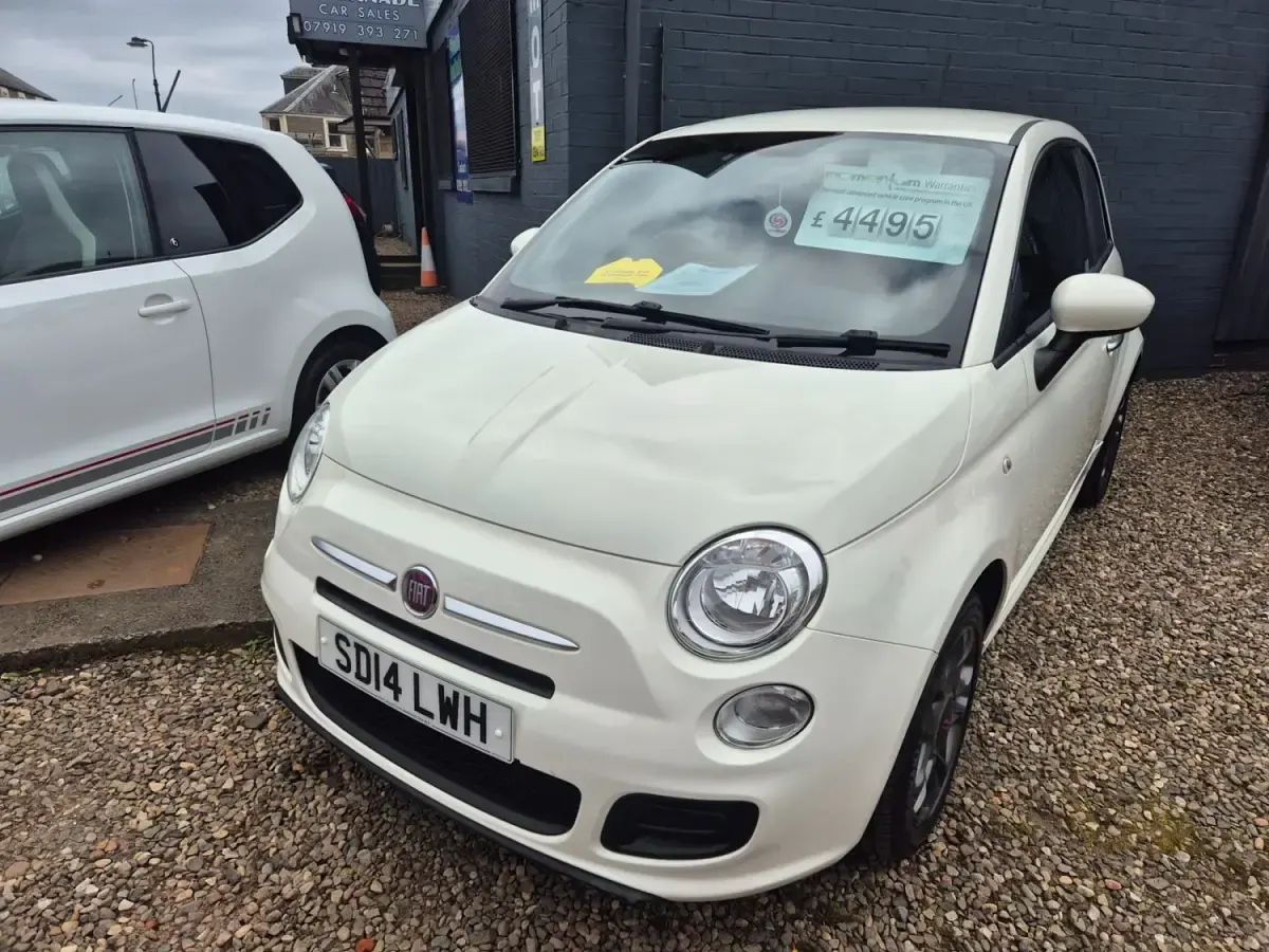 Begagnad Fiat 500 S 69 HK (50 kW) 2014 Vit Halvkombi