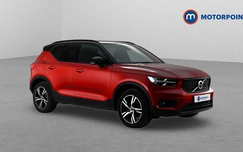 Begagnad Volvo XC40 R-Design 163 HK (119 kW) 2020 SUV