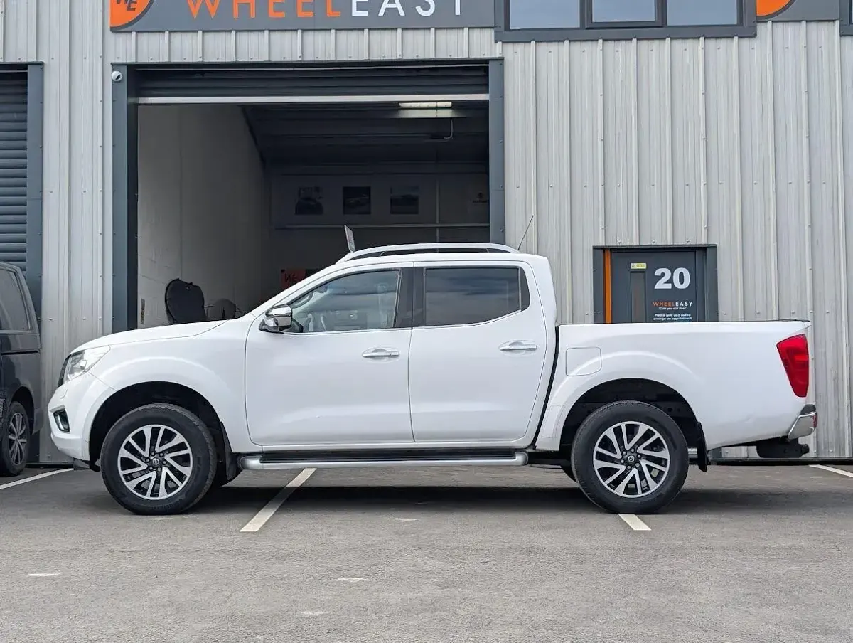 Usado Nissan Navara Tekna 2017 Blanco Pickup/Camioneta