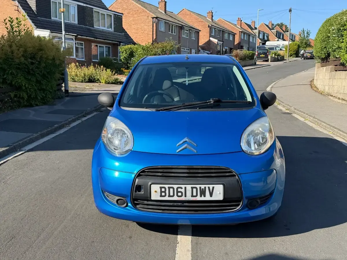 Used Citroën C1 VTR Sport 68 HP (50 kW) 2011 Blue Hatchback