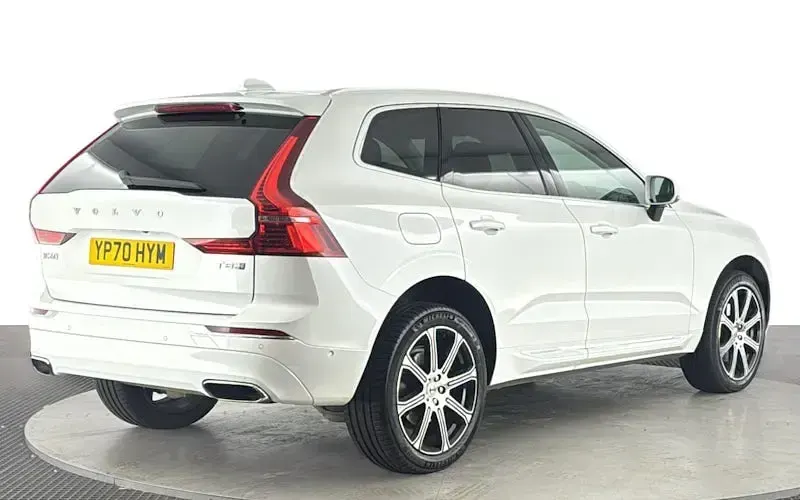 Used Volvo XC60 Inscription 390 HP (286 kW) 2020 White SUV