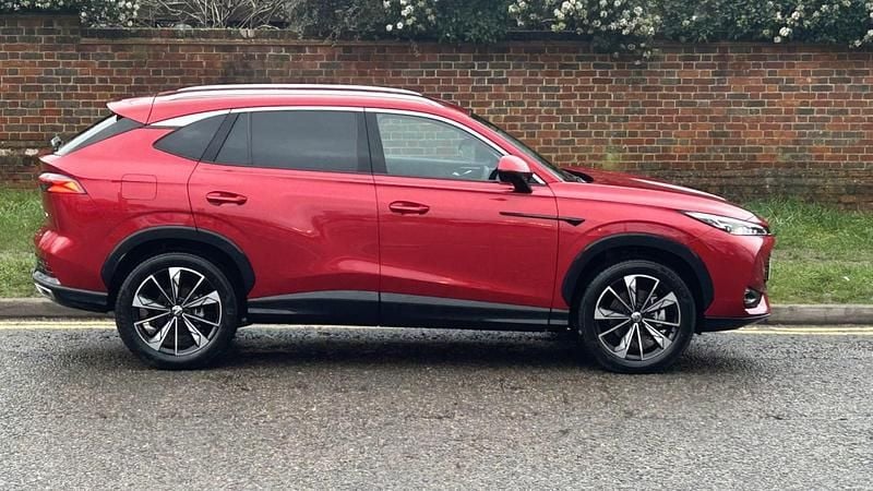 New MG HS Trophy 170 HP (125 kW) 2026 Red SUV